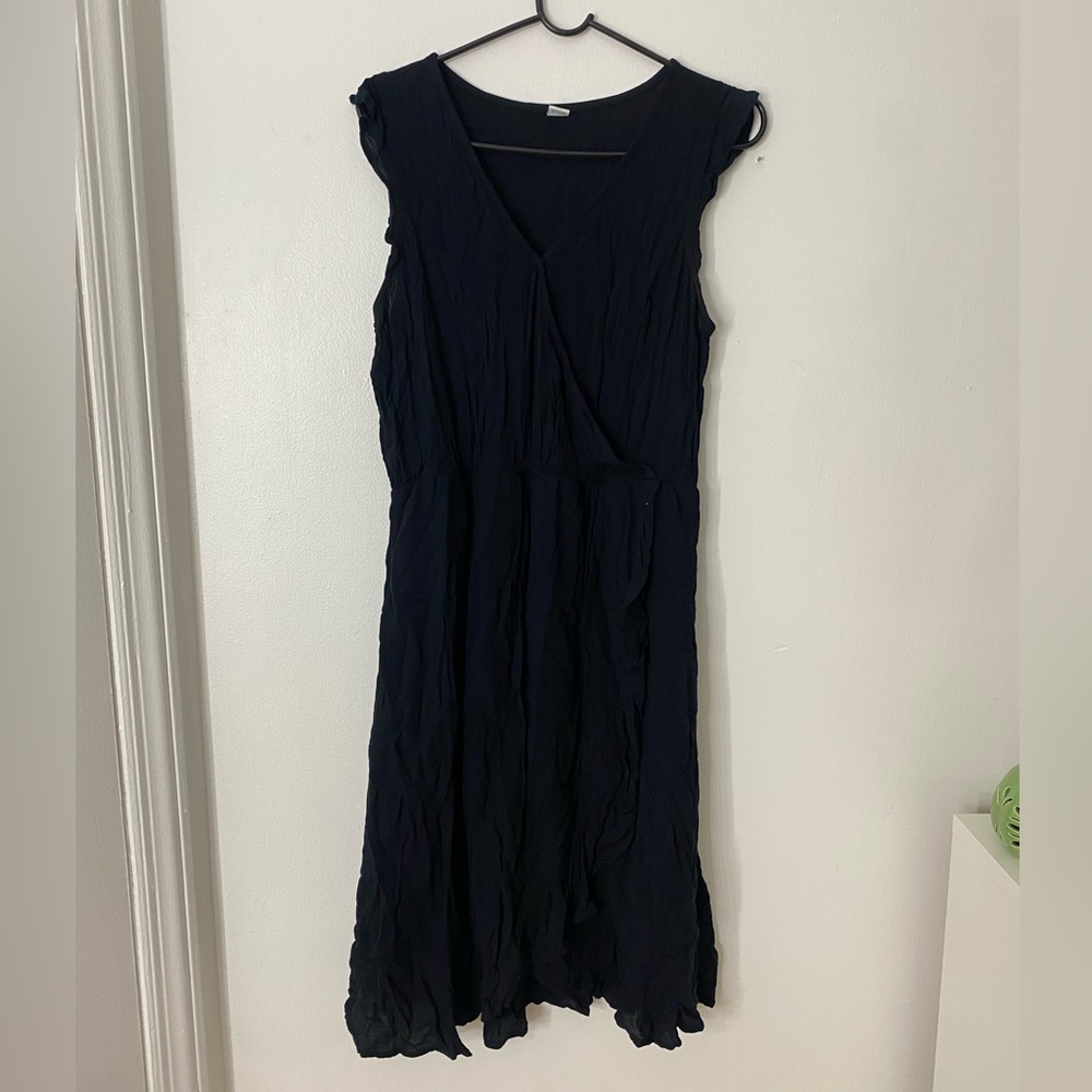 black sun dress